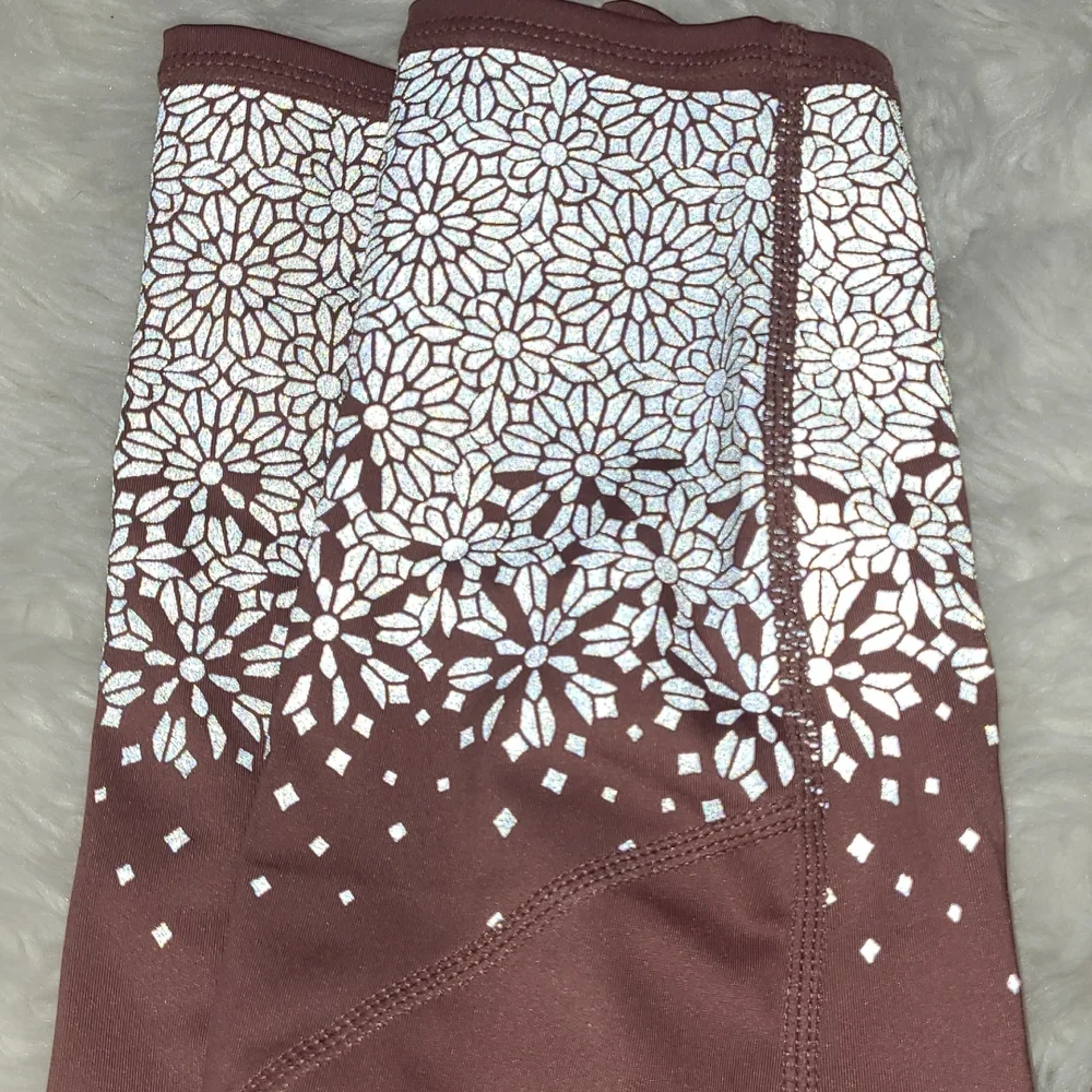Fabletics leggings. - Picture 2 of 3